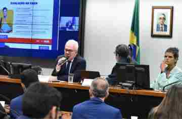  Presidente do Inep nega vazamento de questões do Enem 